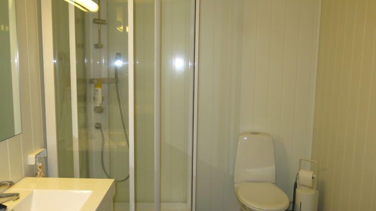 Photo of Bathroom in Aseral