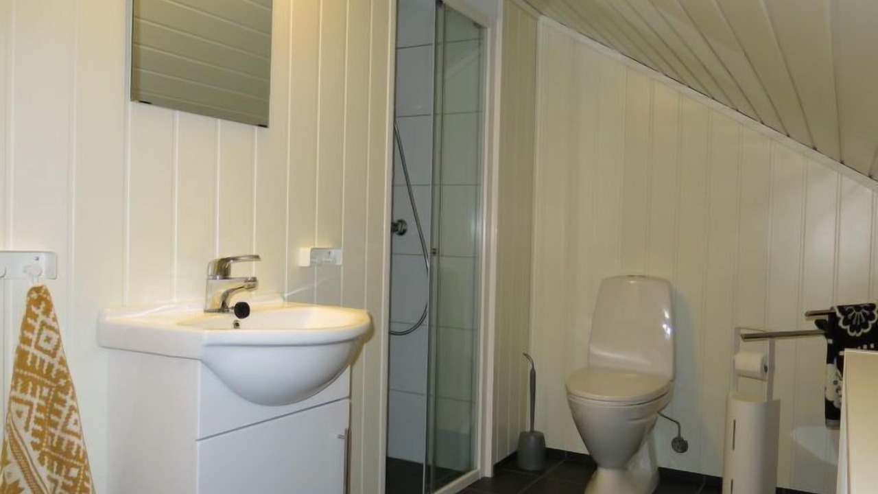 Photo of Bathroom in Aseral