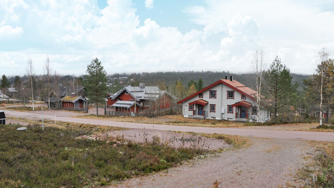 Photo of Others in Stoten