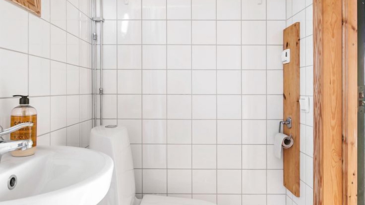 Photo of Bathroom in Sjuhalla