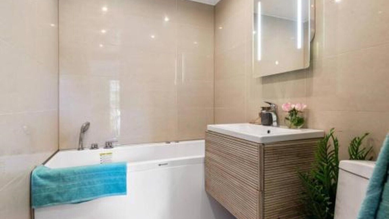 Photo of Bathroom in Hallstavik