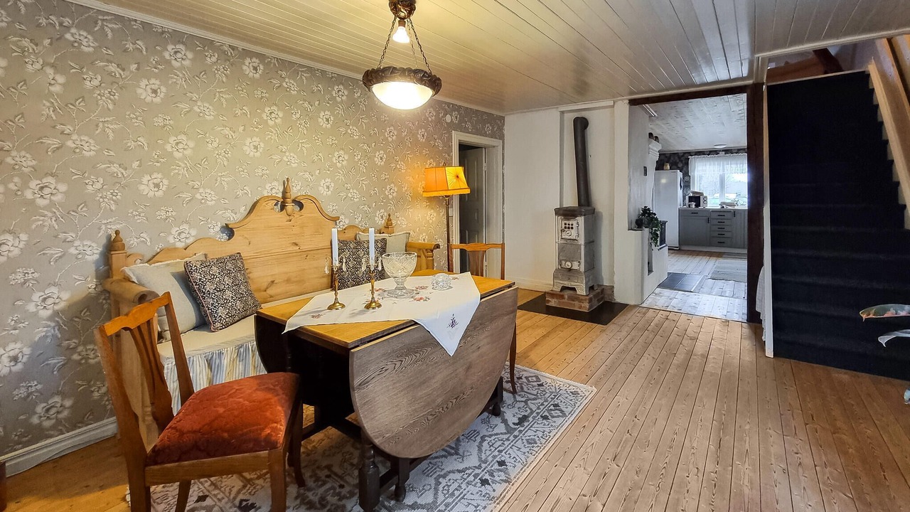 Photo of Bedroom in Larv