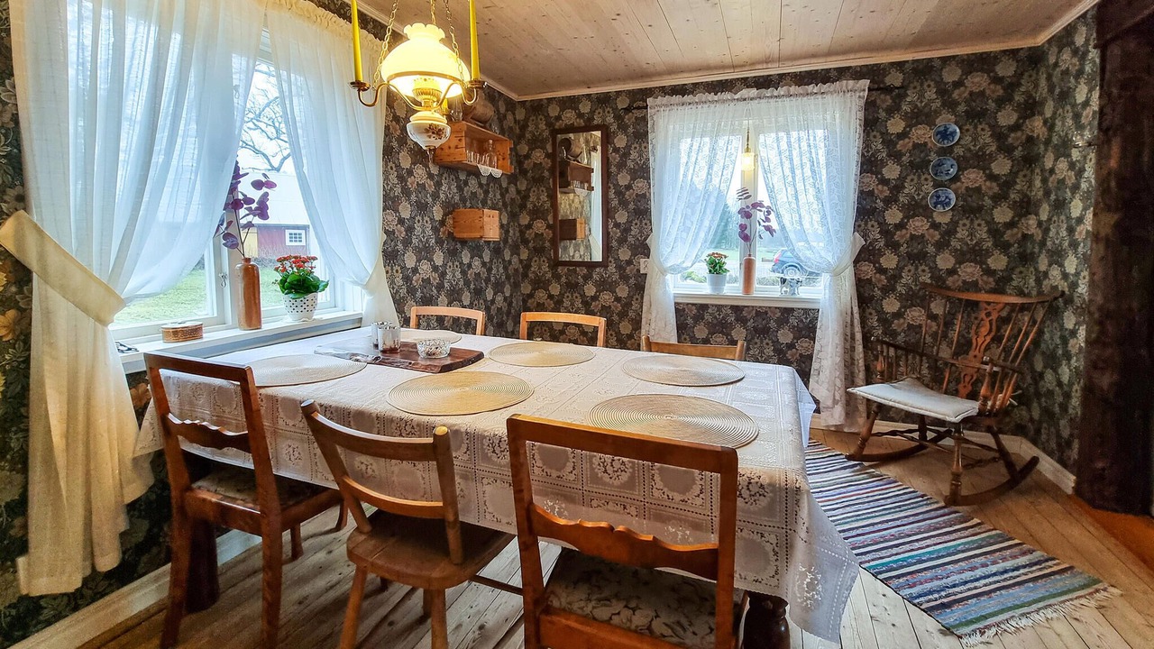Photo of Bedroom in Larv