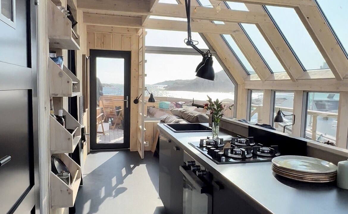 Photo of Kitchen in Kvenvær