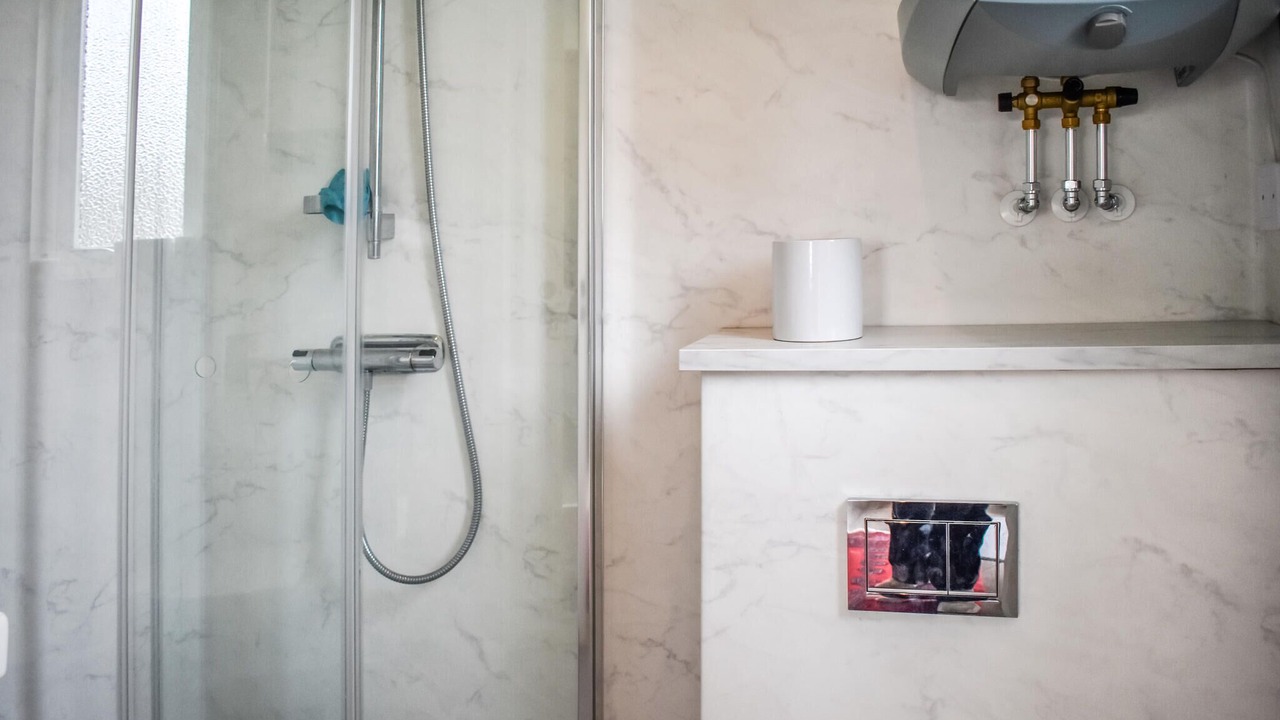 Photo of Bathroom in Hallevik