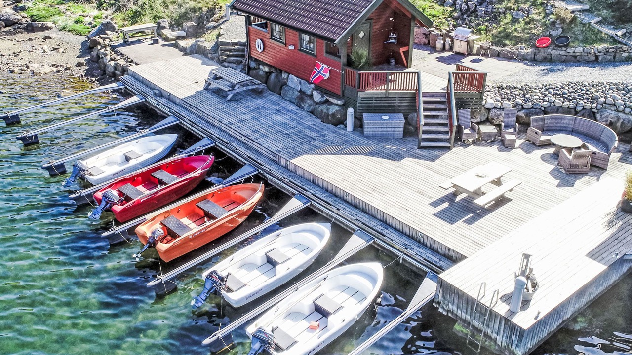 Photo of Others in Lyngdal