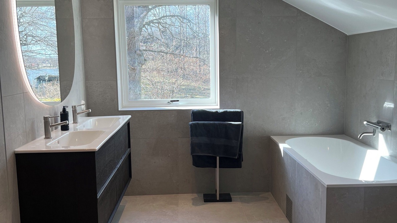 Photo of Bathroom in Ingaro