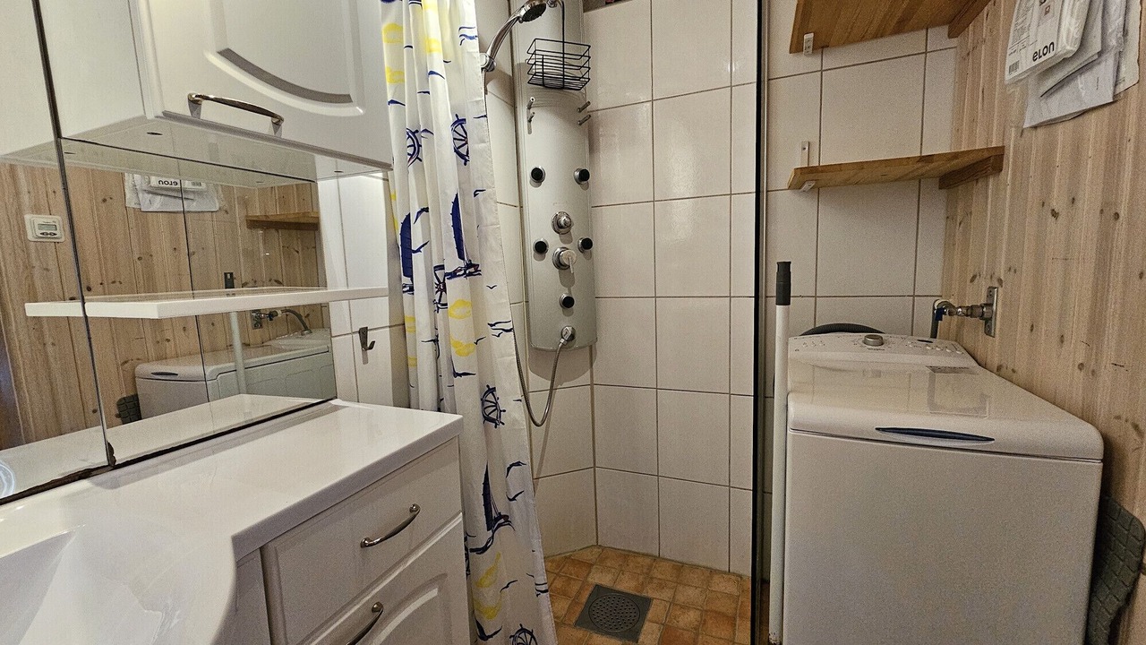 Photo of Bathroom in Edshultshall
