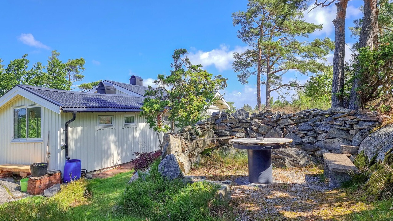 Photo of Others in Hakenaset