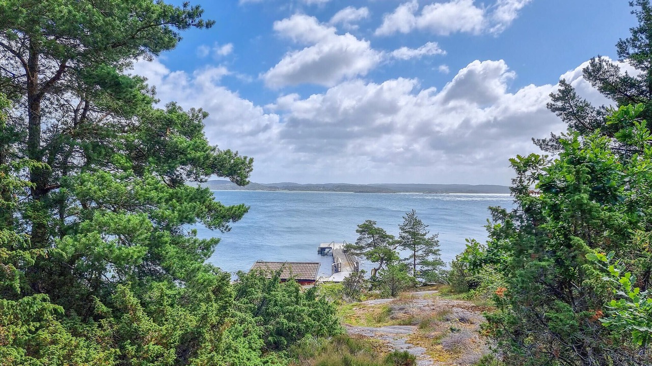 Photo of Others in Hakenaset