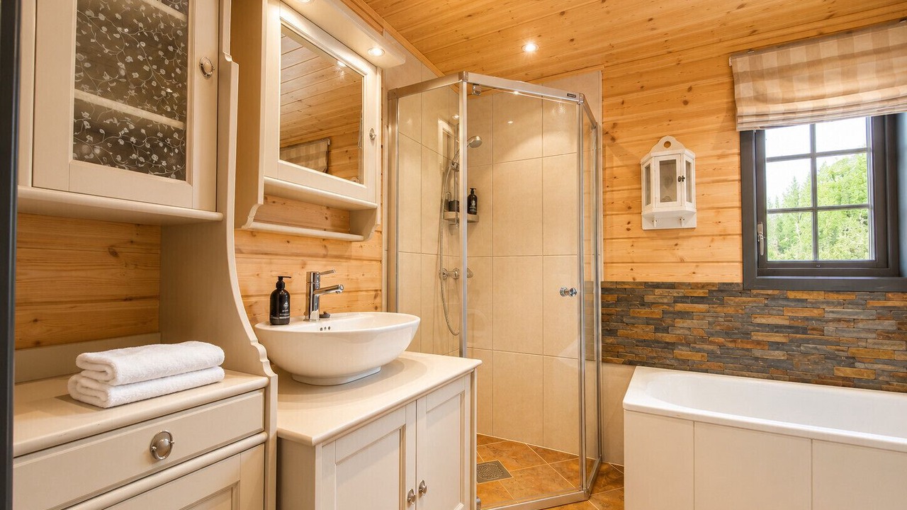 Photo of Bathroom in Hol Municipality