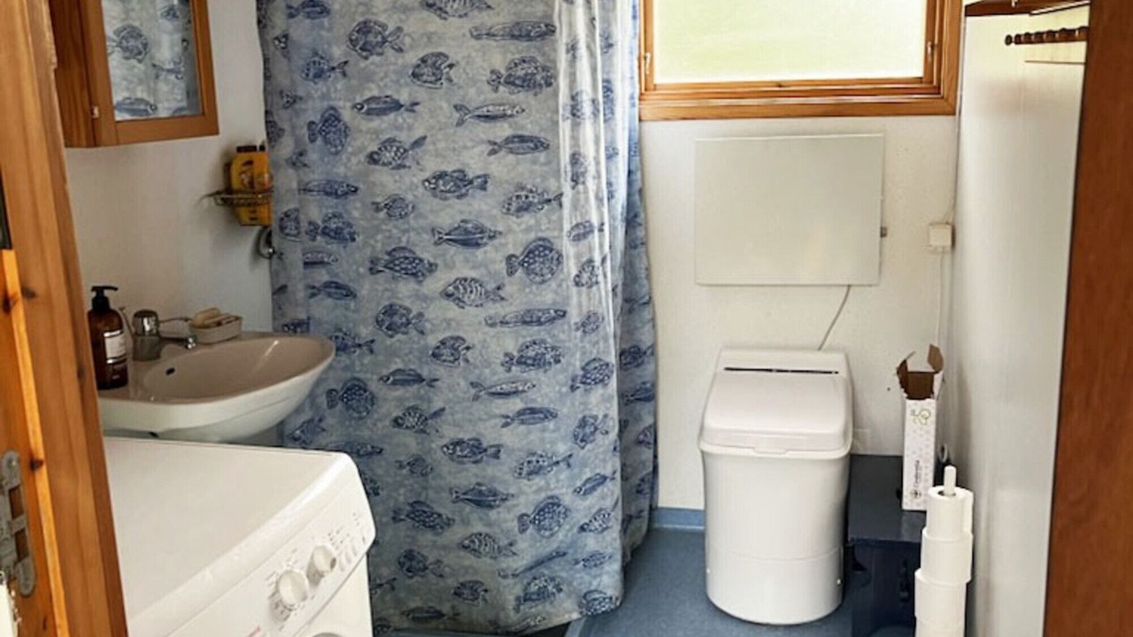 Photo of Bathroom in Larbro