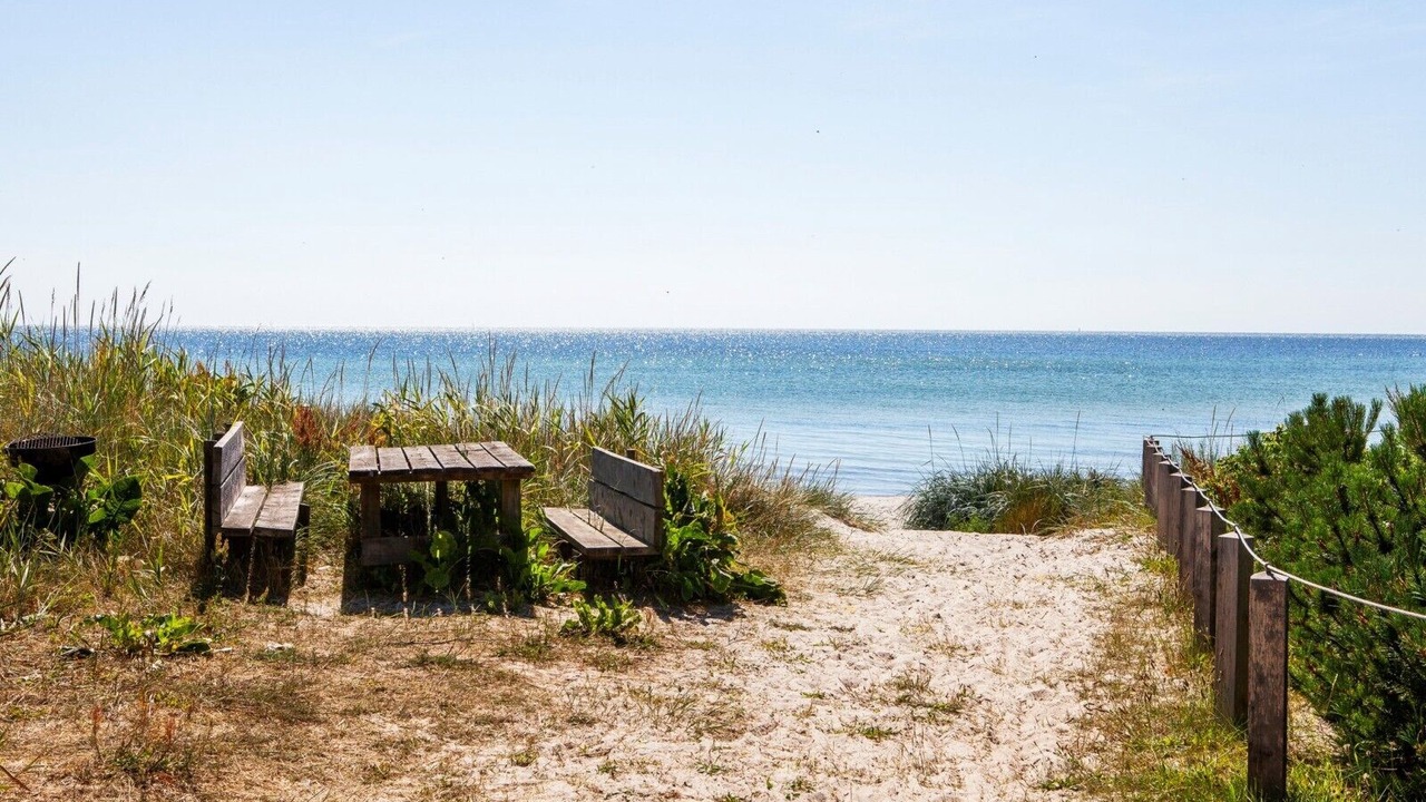 Photo of Others in Beddingestrand