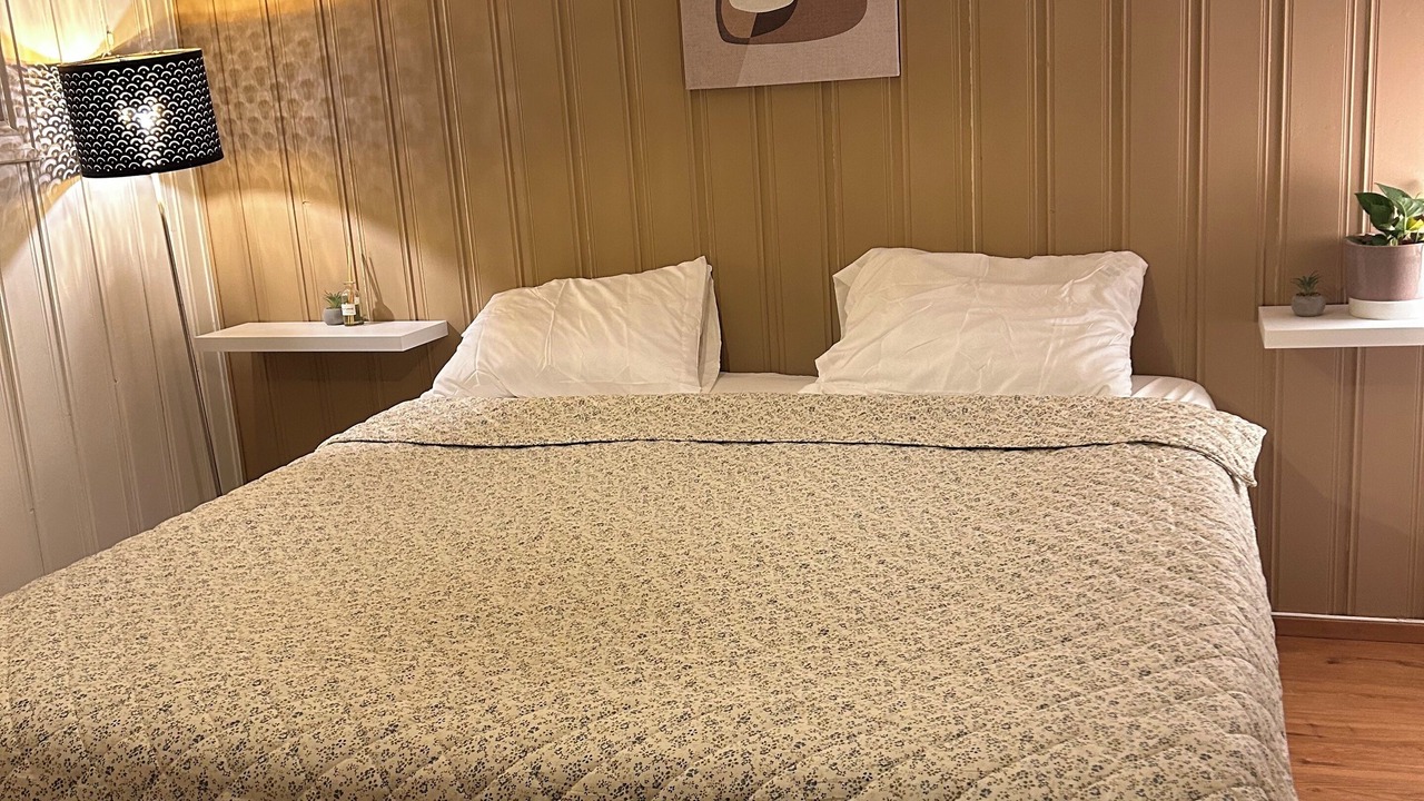 Photo of Bedroom in As