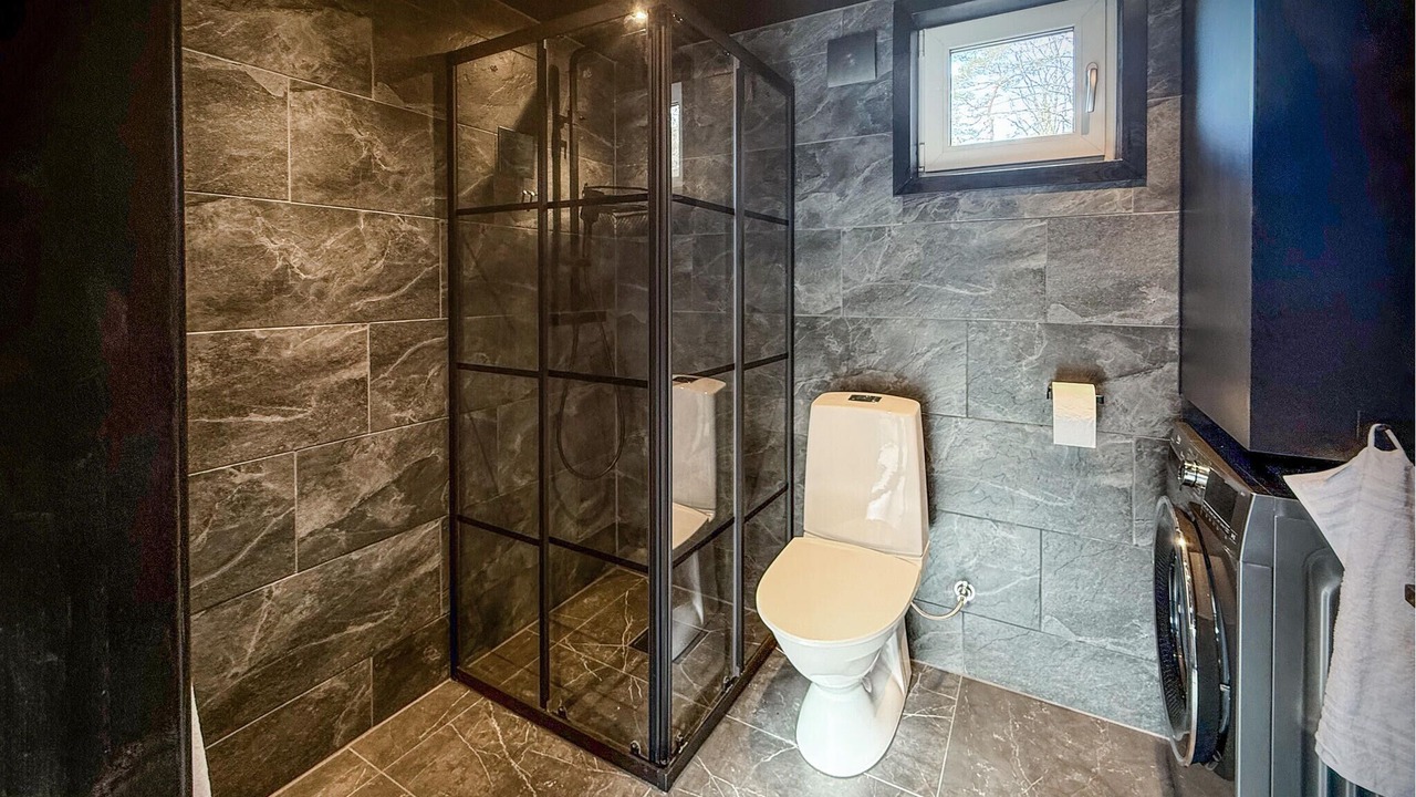 Photo of Bathroom in Tollered