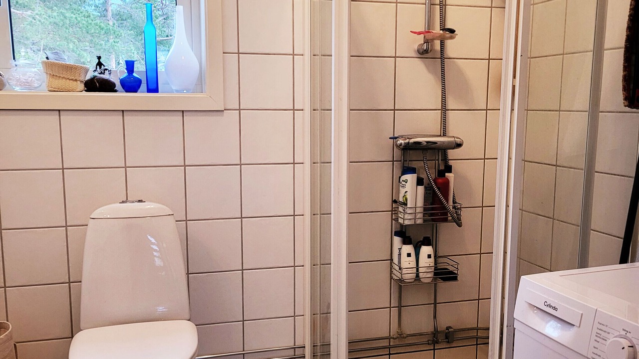 Photo of Bathroom in Larbro