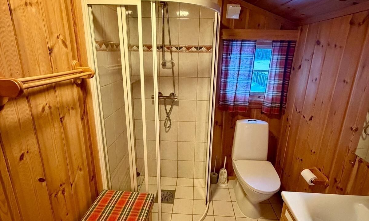 Photo of Bathroom in Hol Municipality