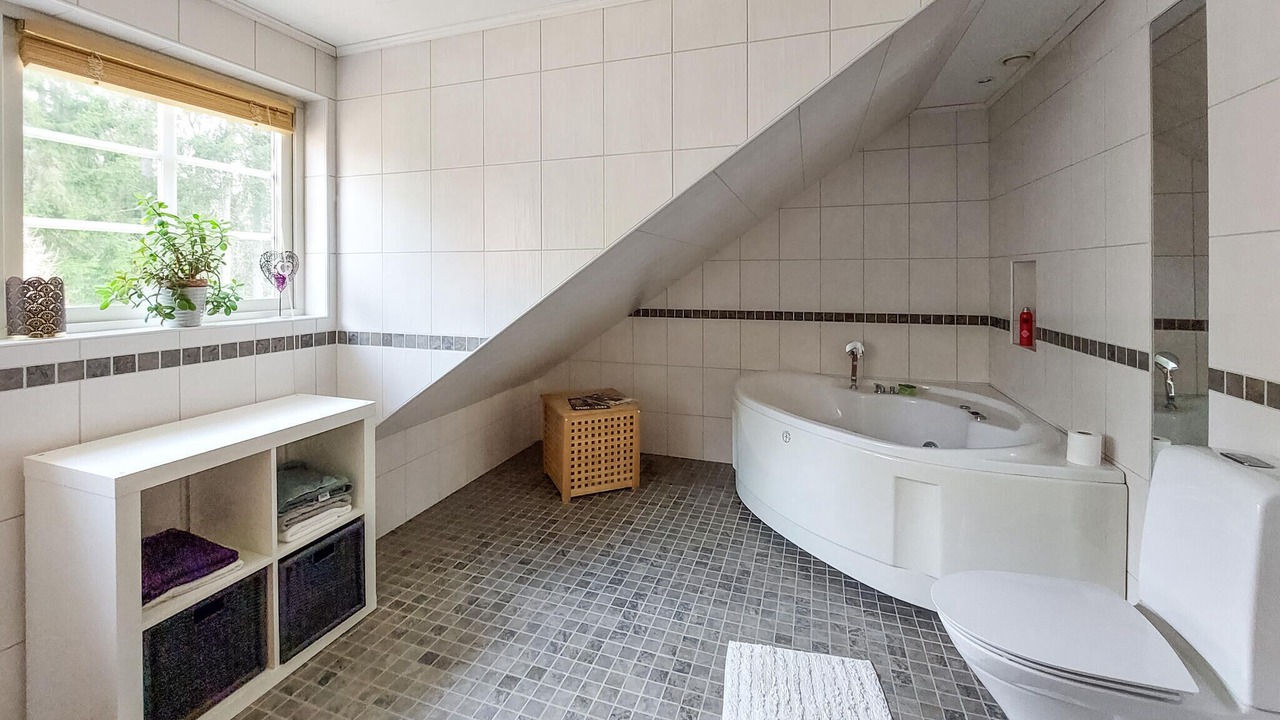 Photo of Bathroom in Or