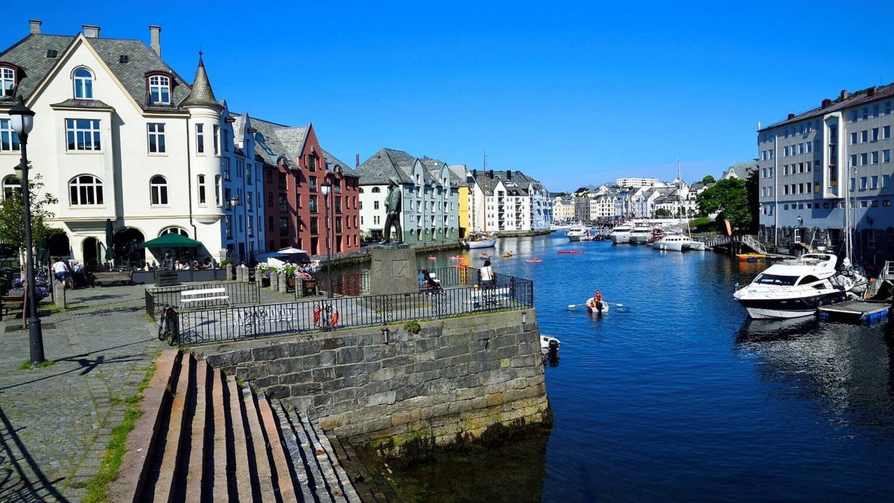 Photo of Others in Alesund
