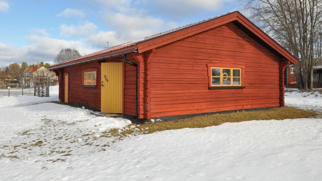 Photo of Others in Mora