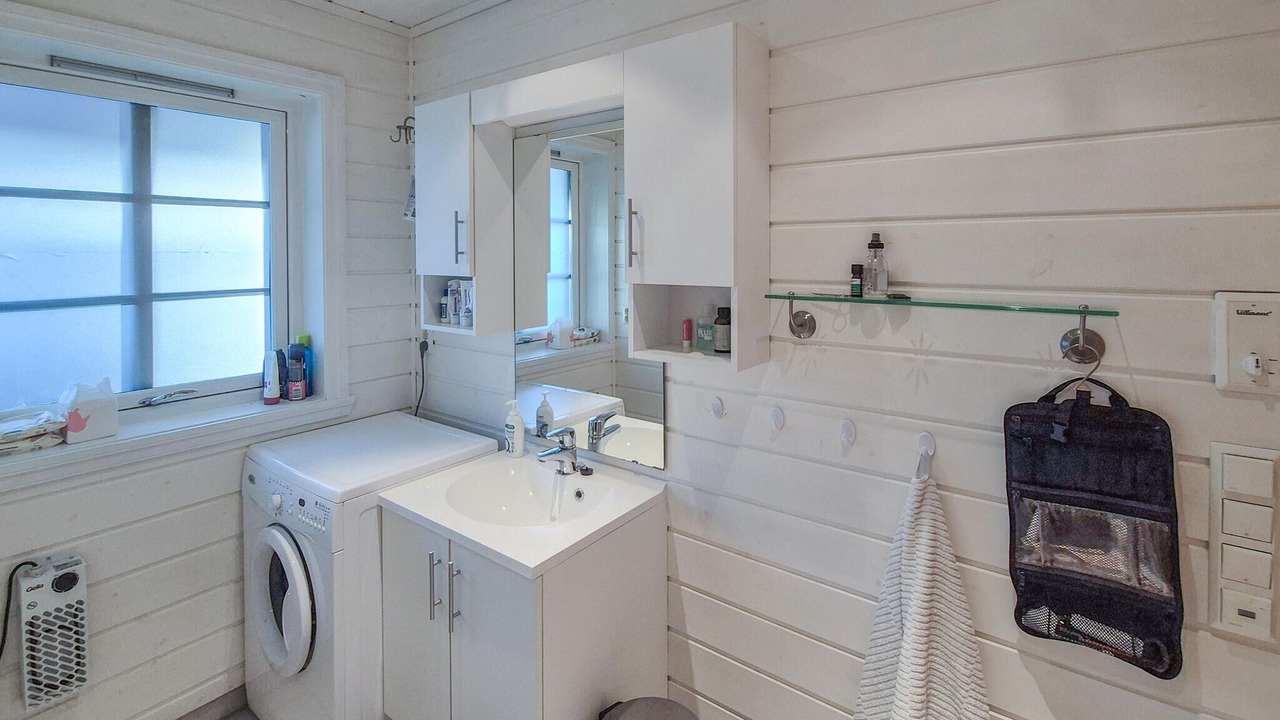Photo of Bathroom in Gulen Municipality