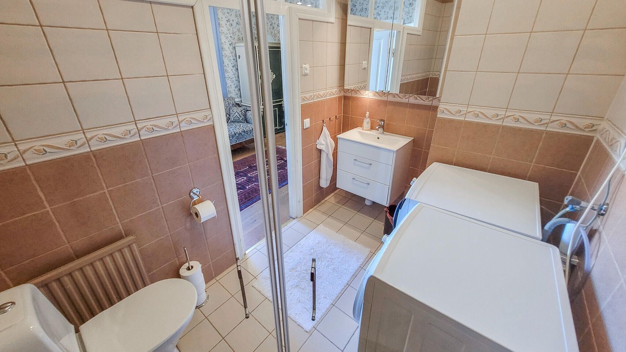 Photo of Bathroom in Aseda