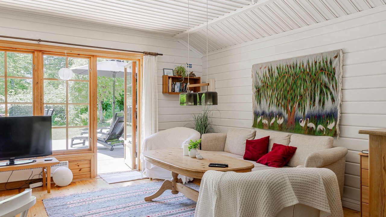 Photo of Livingroom in Brakne-Hoby