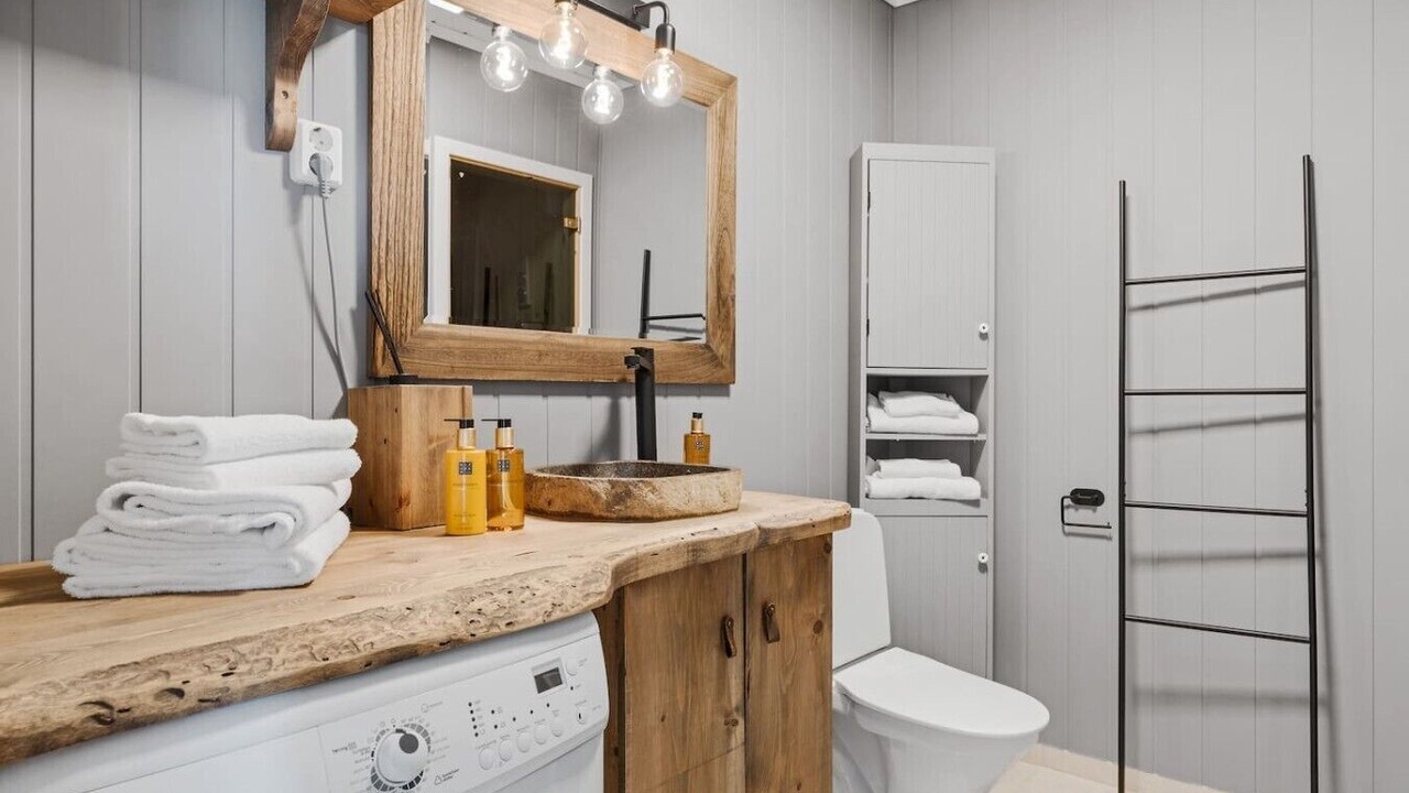 Photo of Bathroom in Mælem