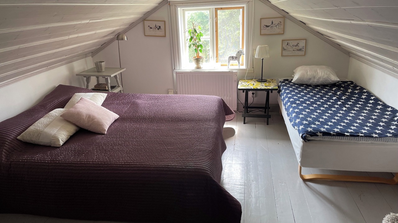Photo of Bedroom in Holo