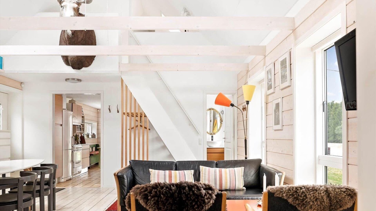 Photo of Livingroom in Roke