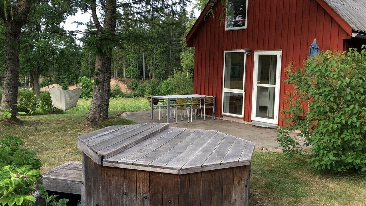 Photo of Outdoor in Roke