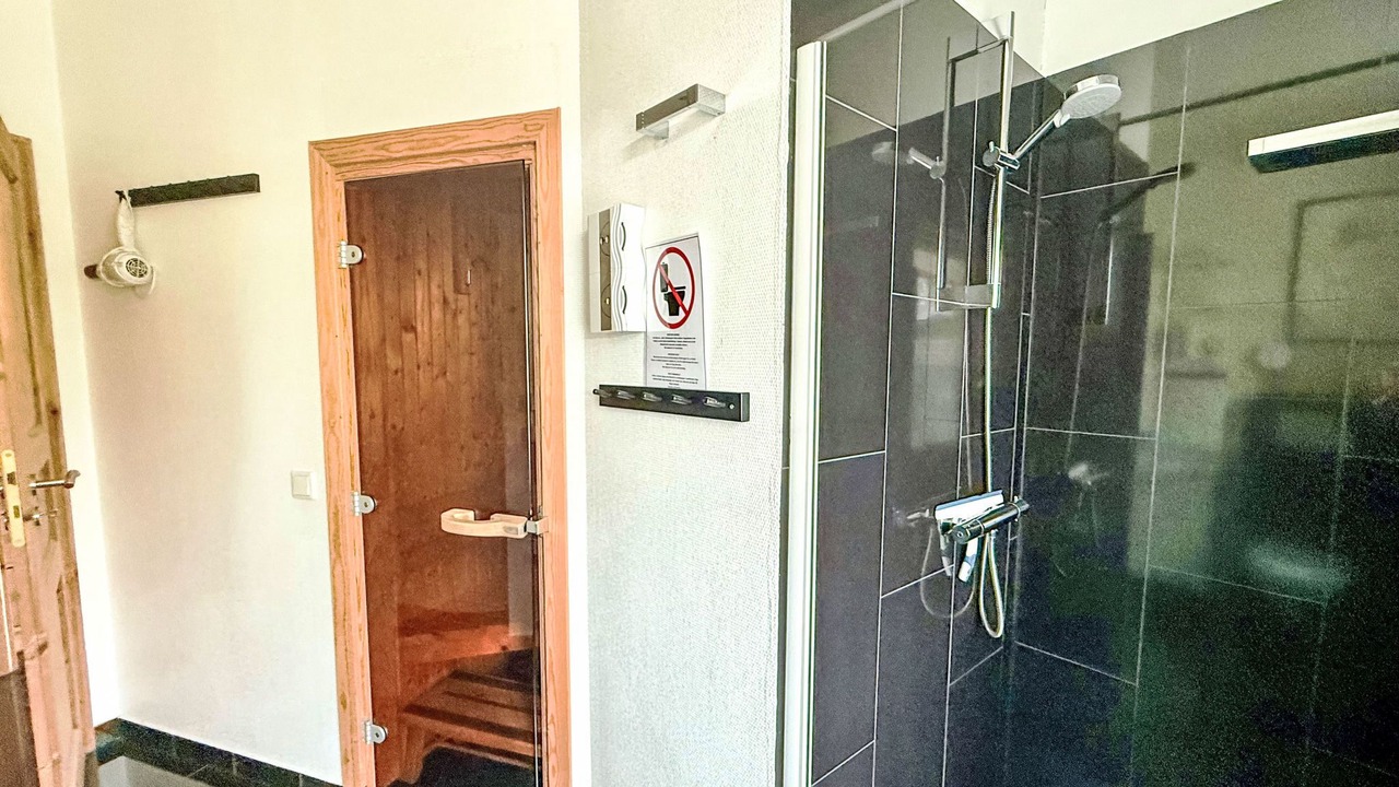 Photo of Bathroom in Sarna