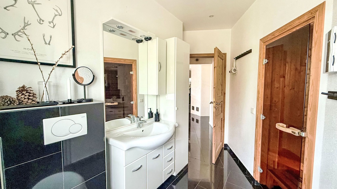 Photo of Bathroom in Sarna