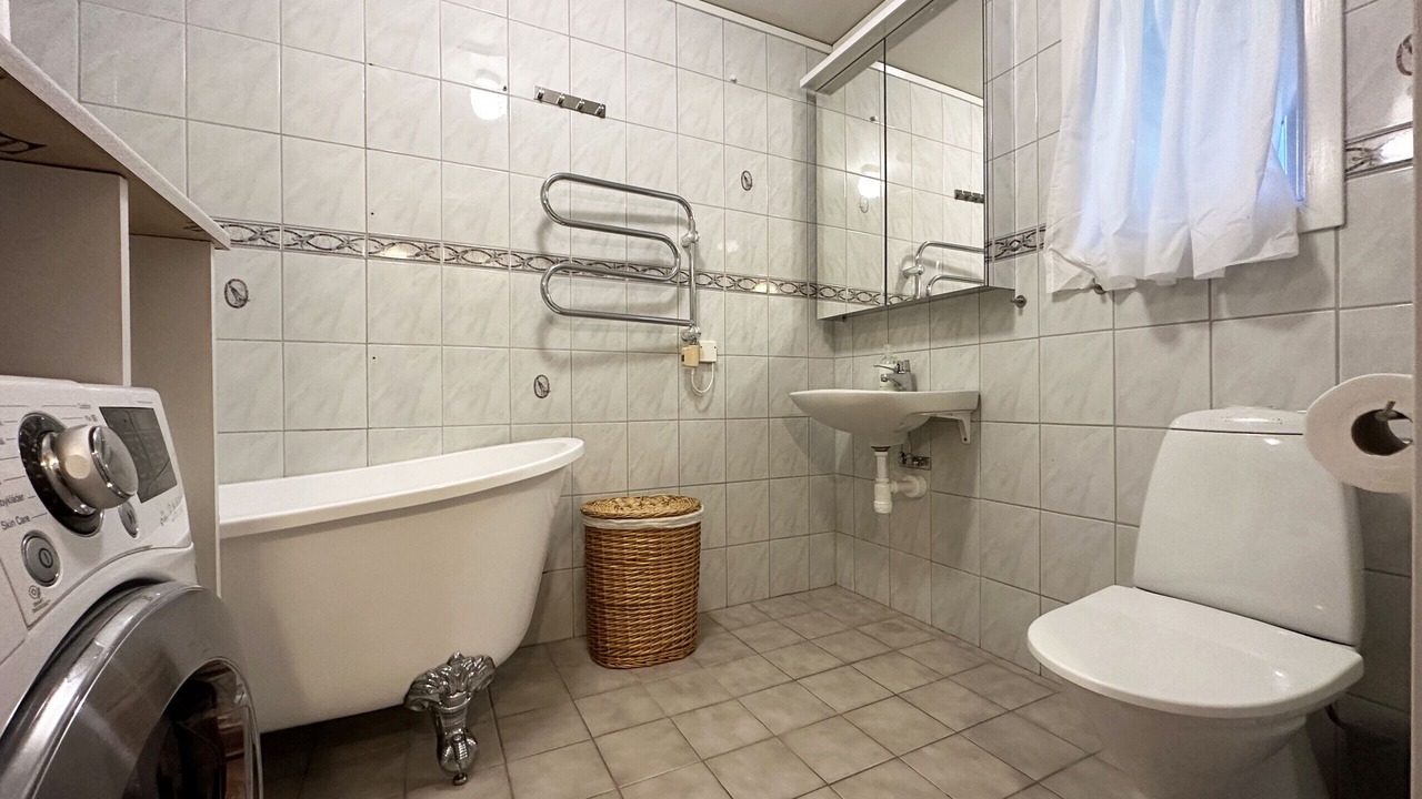 Photo of Bathroom in Larbro