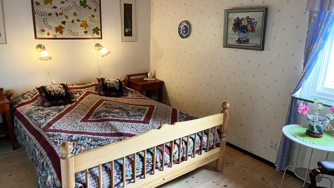 Photo of Bedroom in Monsteras