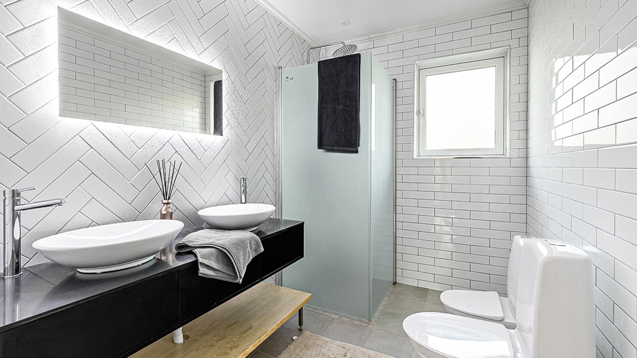Photo of Bathroom in Vega