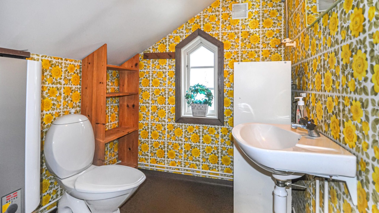 Photo of Bathroom in Tived