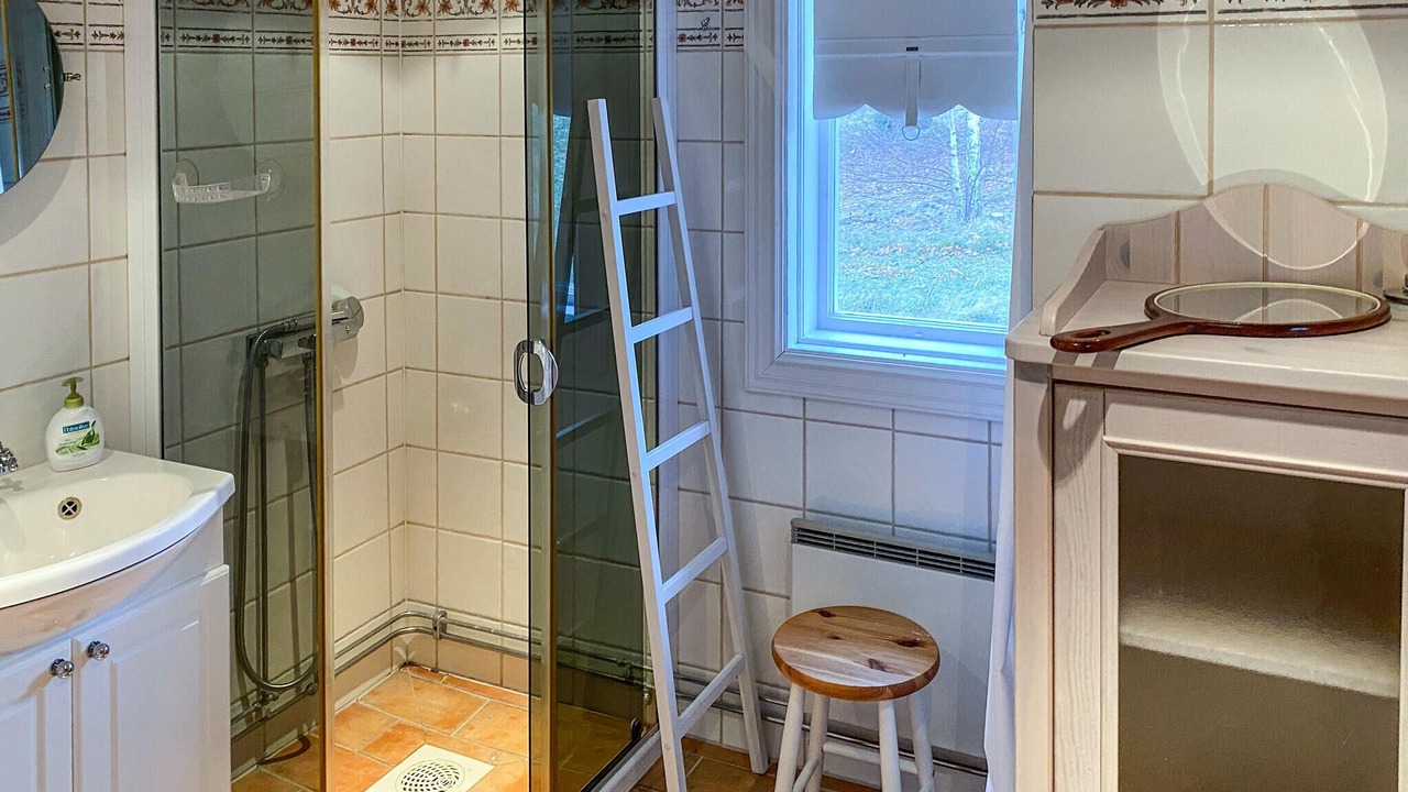 Photo of Bathroom in Malexander