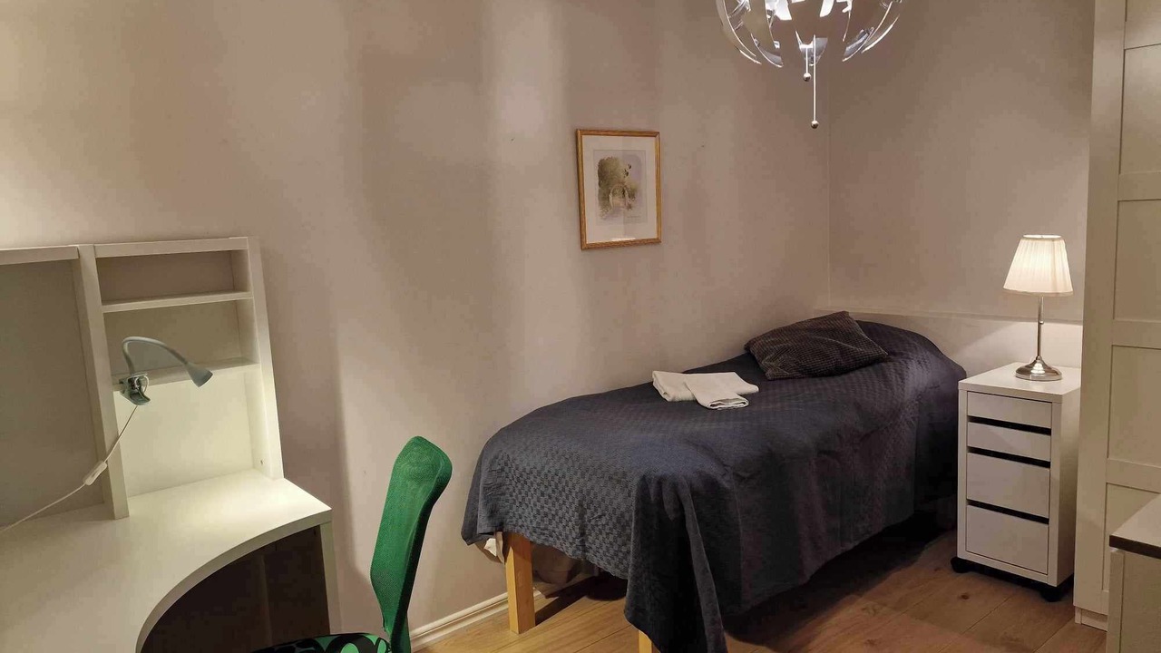 Photo of Bedroom in Save