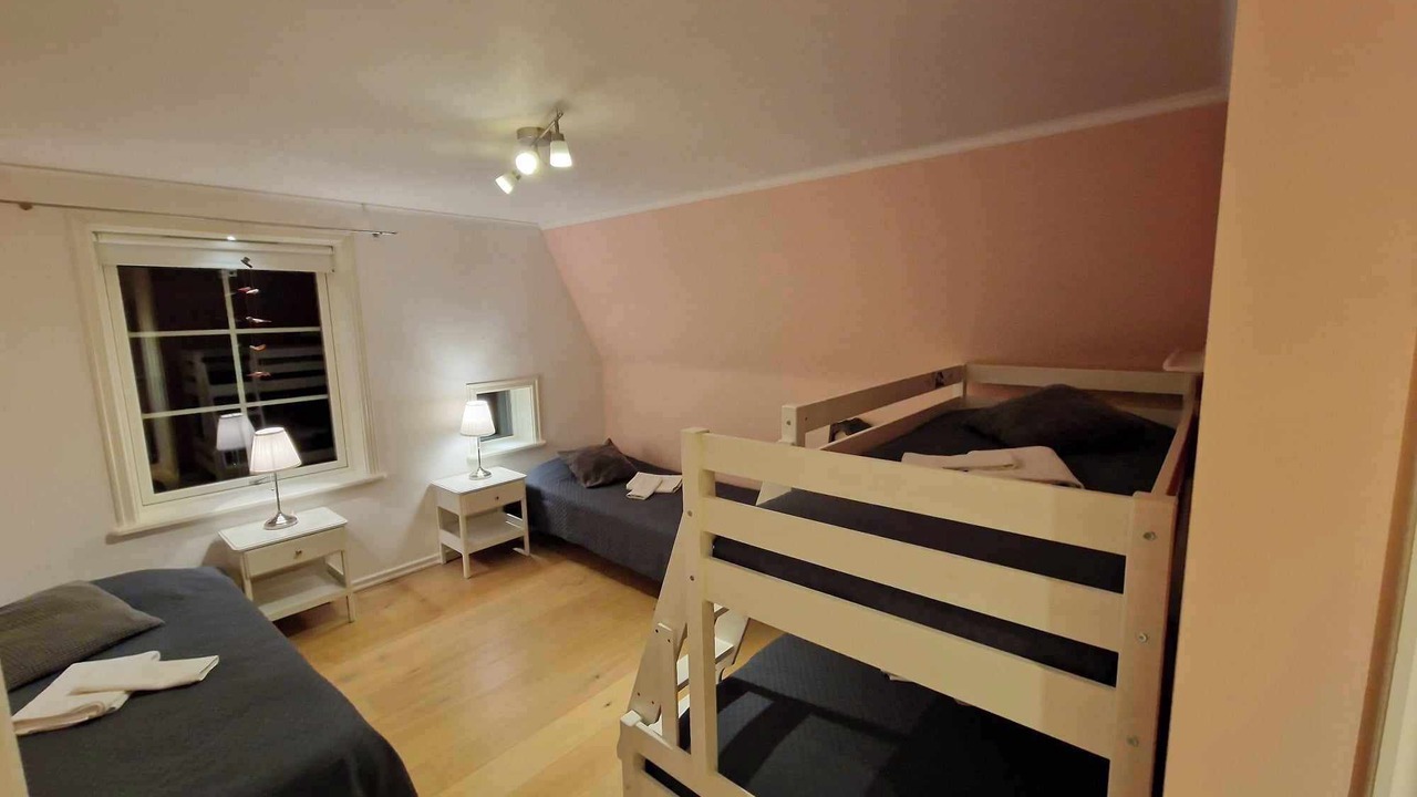 Photo of Bedroom in Save