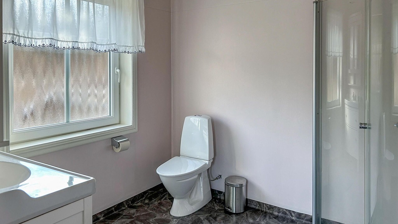 Photo of Bathroom in Odeshog Municipality