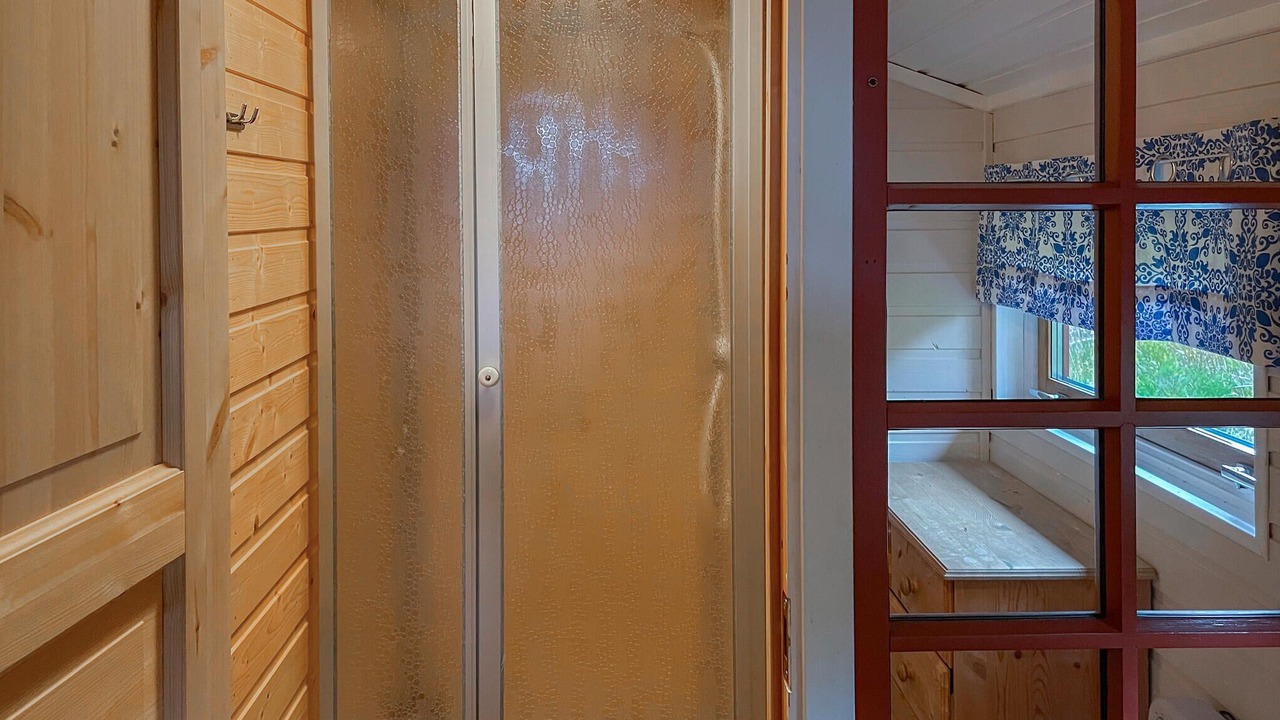 Photo of Bathroom in Aseral