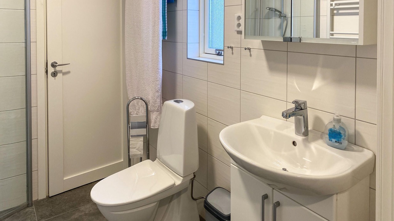 Photo of Bathroom in Monsteras