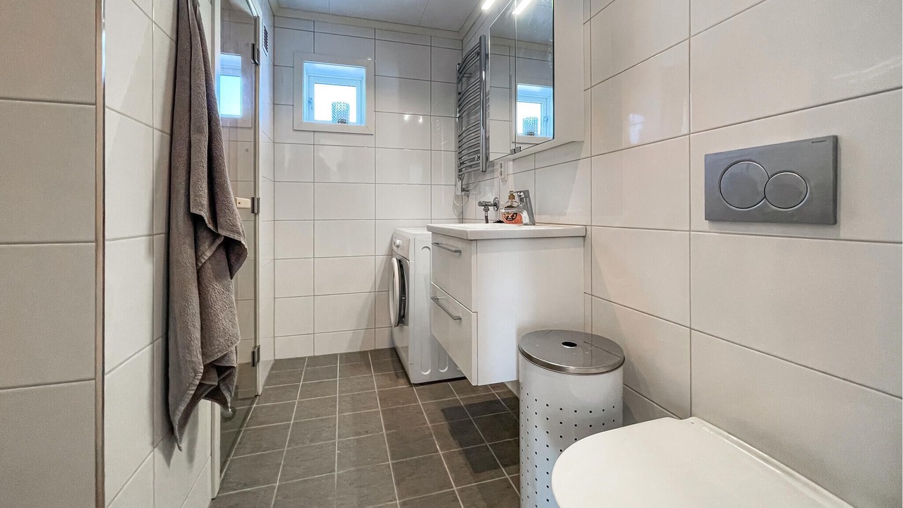 Photo of Bathroom in Arjang