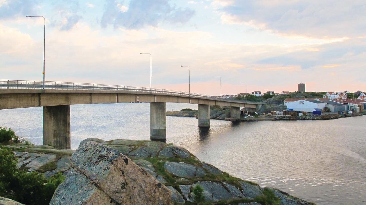 Photo of Others in Roennaeng