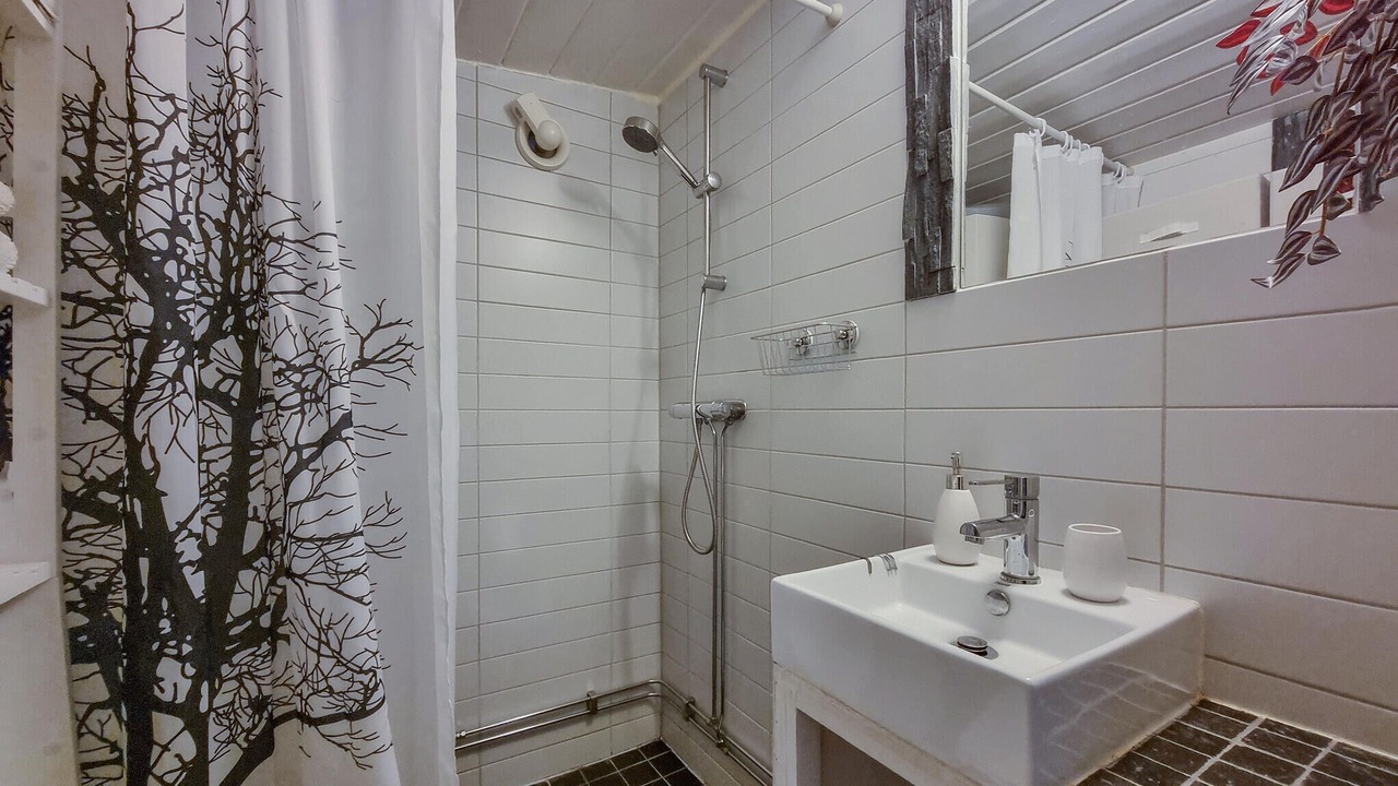 Photo of Bathroom in Gota
