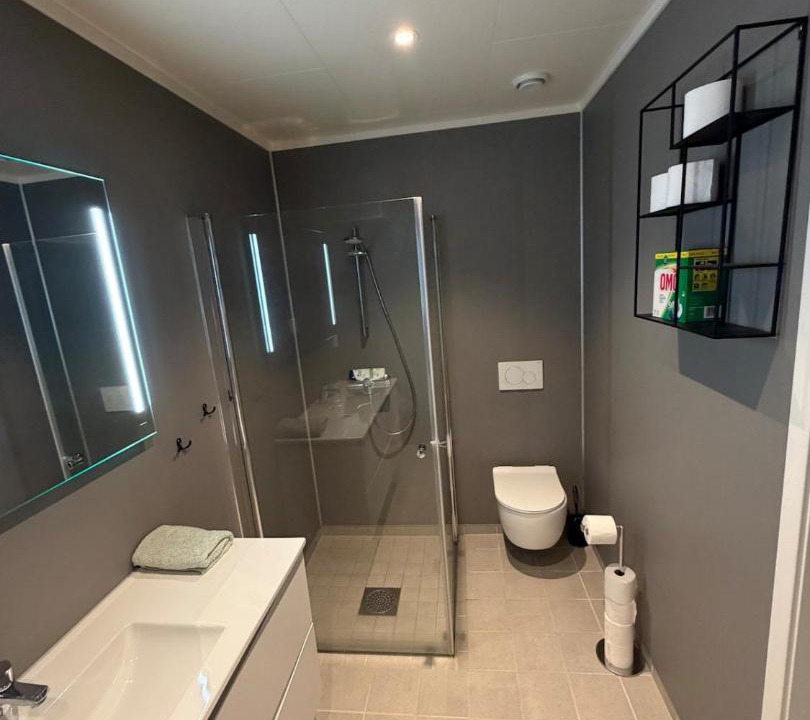 Photo of Bathroom in Leknes