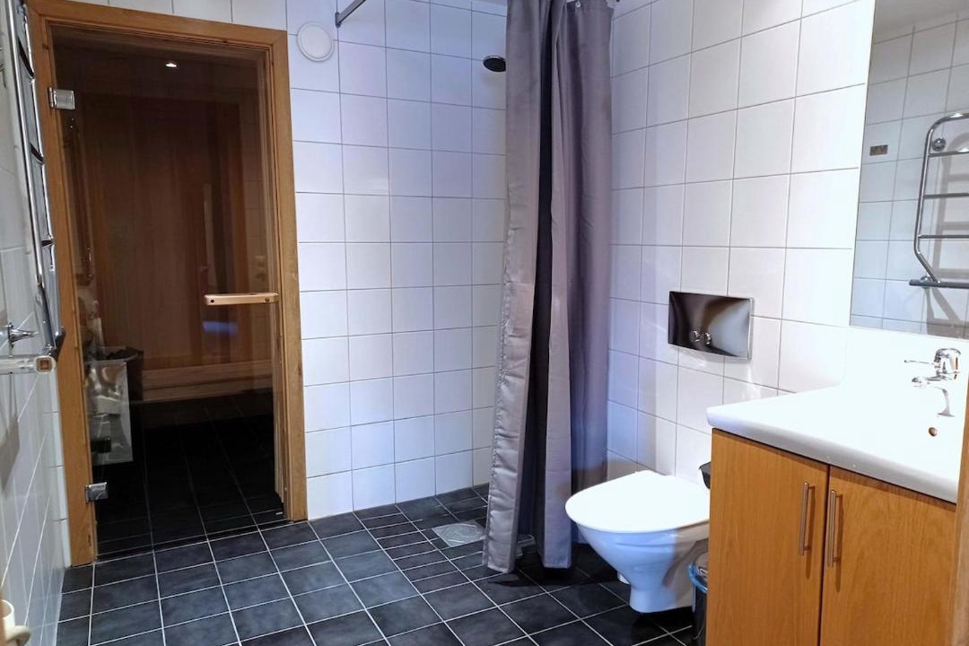 Photo of Bathroom in Are