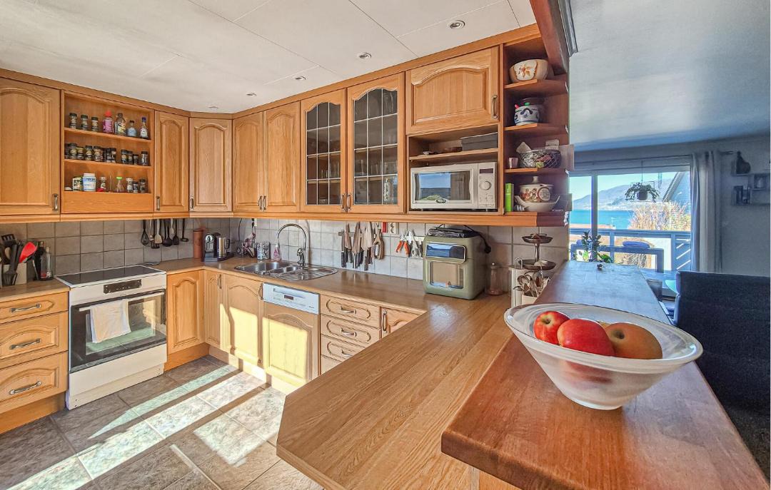 Photo of Kitchen in Ask
