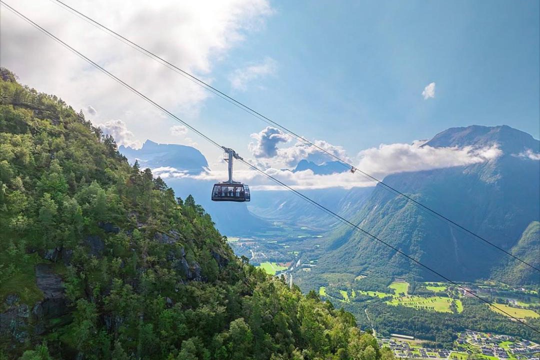 Photo of Others in Andalsnes
